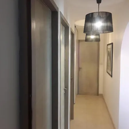 Rdc Pieds Dans L'eau Sète